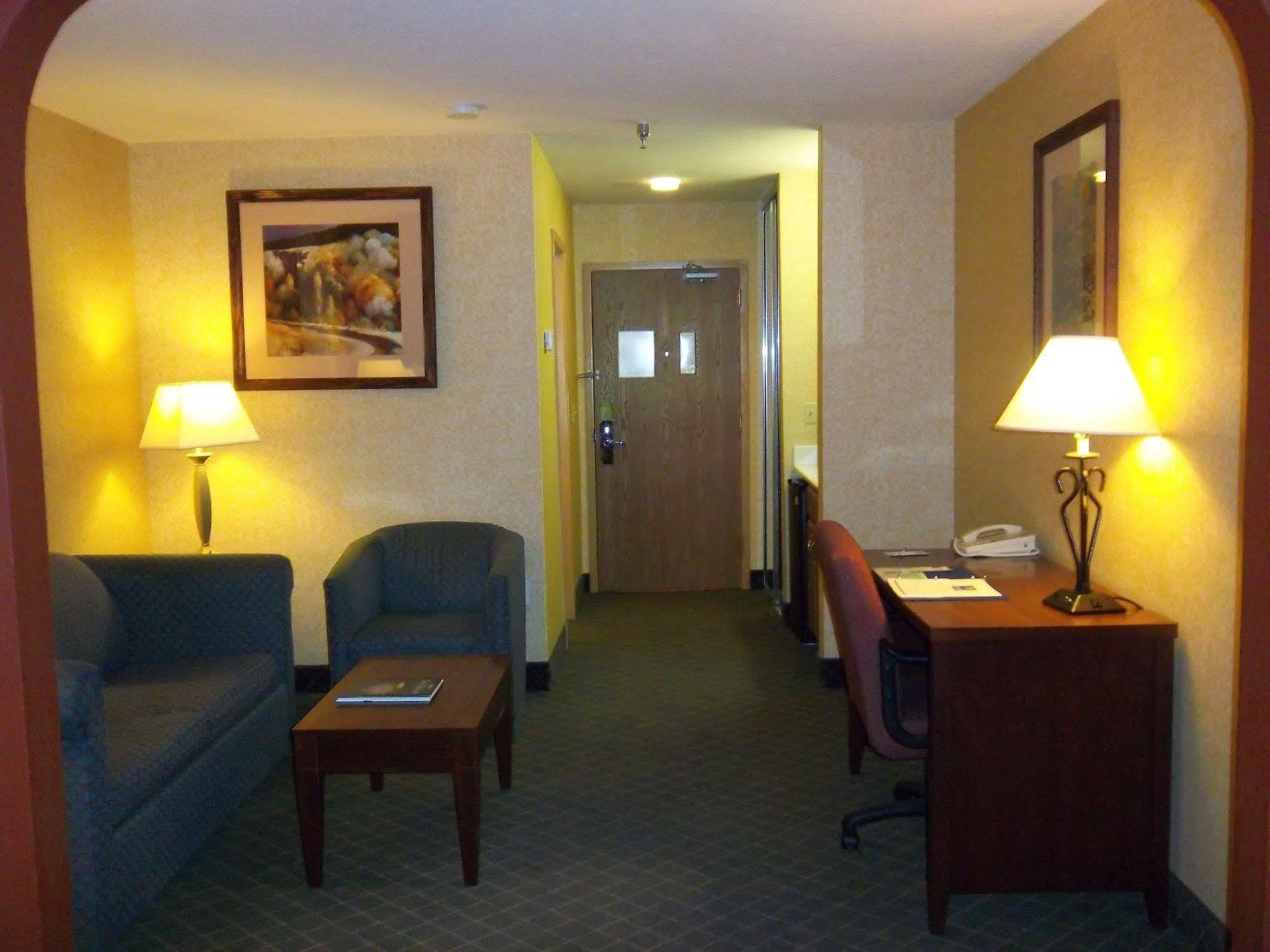 Comfort Inn&Suites Los Álamos Exterior foto
